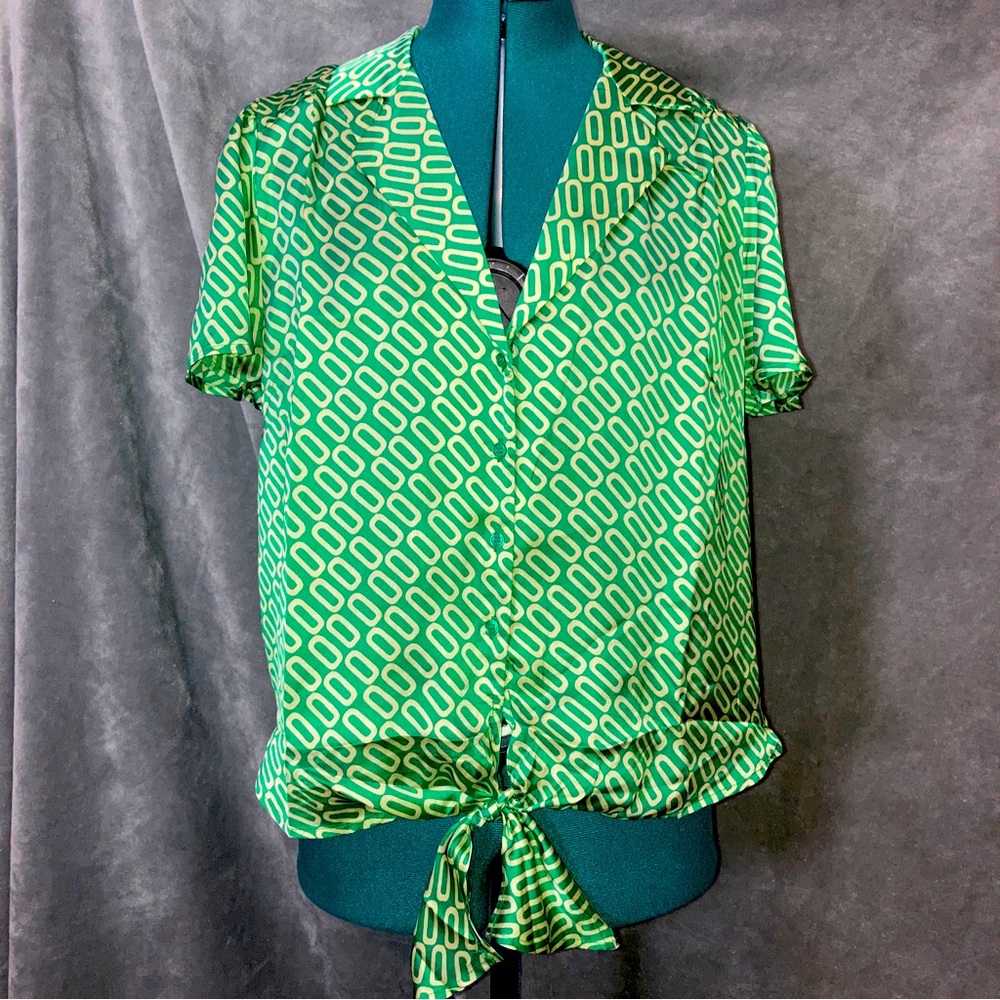Eclair Women's Satin Cap Sleeve with Tie Front Shirt  Green/Tan Sz. M NWT